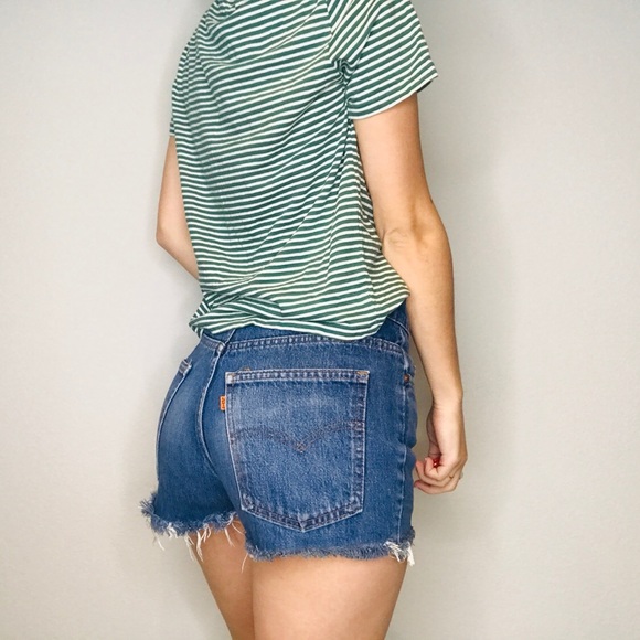 Reformation orange tab levis shorts - Picture 6 of 7